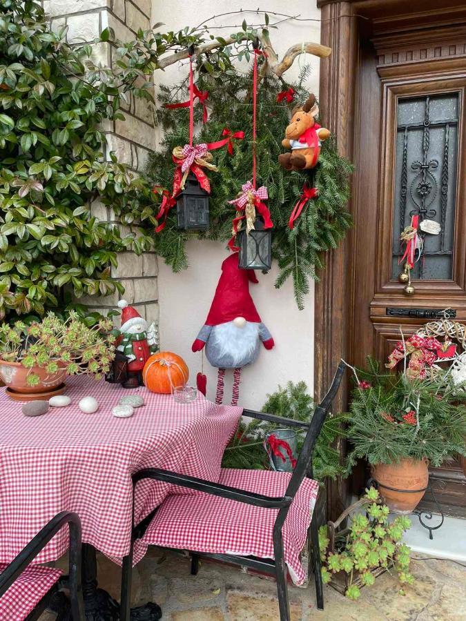 Valentini Guesthouse 카페니시온 외부 사진