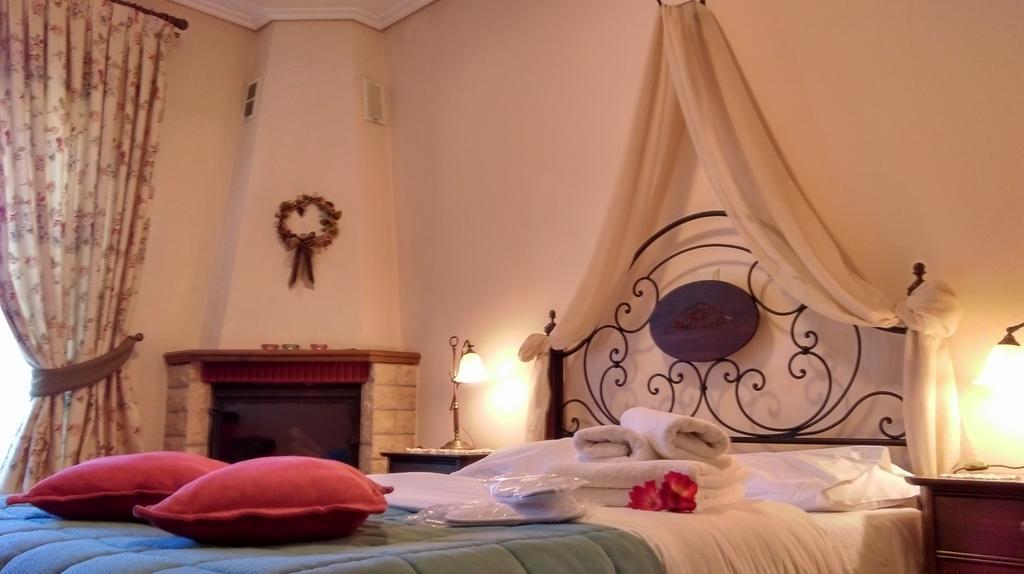 Valentini Guesthouse 카페니시온 외부 사진