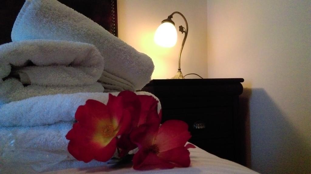 Valentini Guesthouse 카페니시온 외부 사진