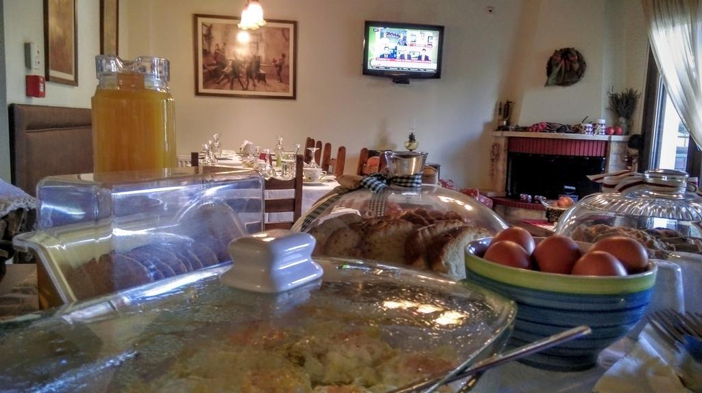 Valentini Guesthouse 카페니시온 외부 사진