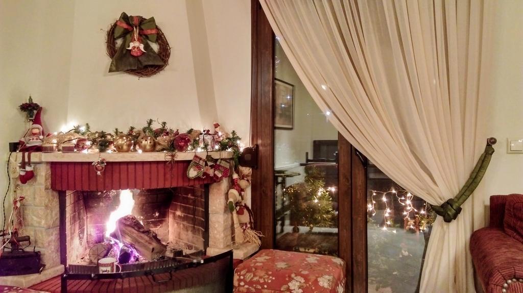 Valentini Guesthouse 카페니시온 외부 사진